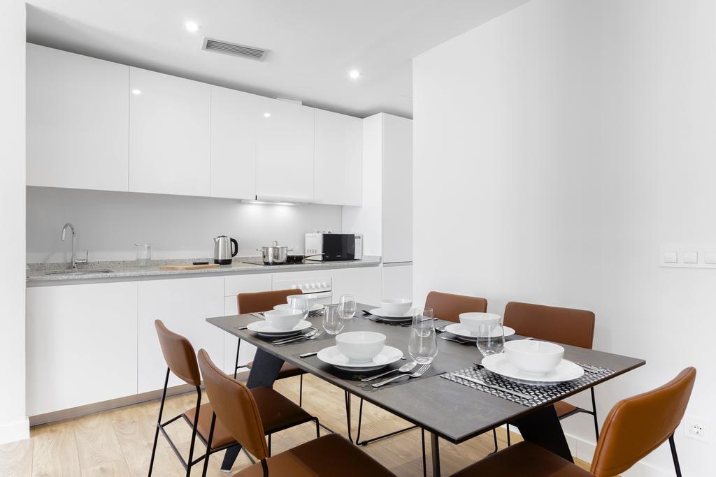 Home Art Apartments 马德里 外观 照片