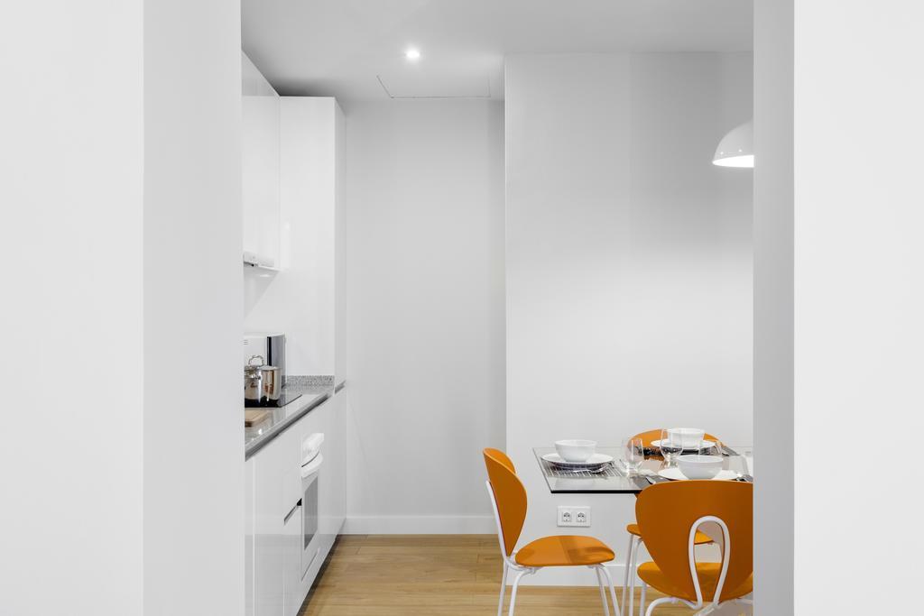 Home Art Apartments 马德里 外观 照片