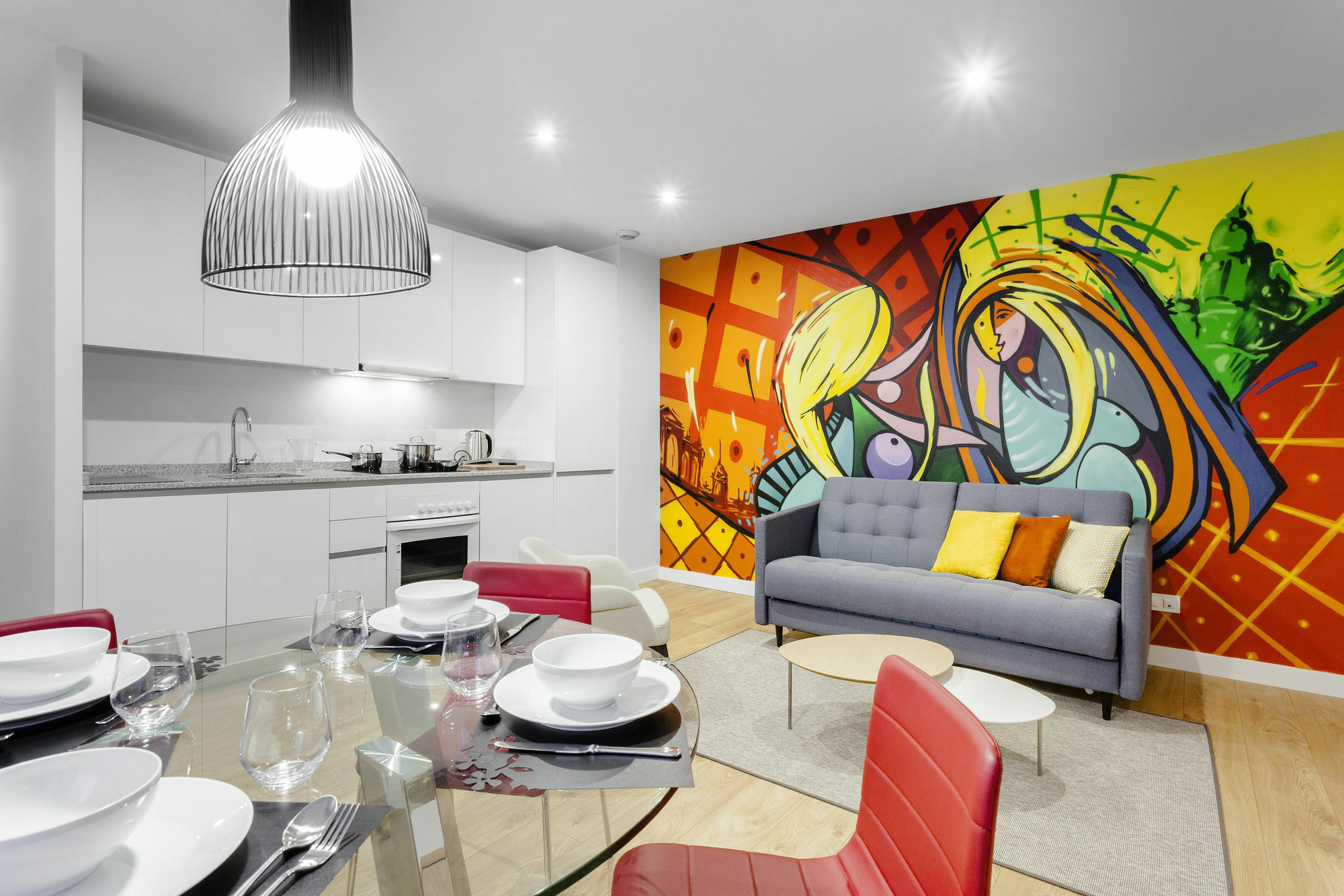 Home Art Apartments 马德里 外观 照片